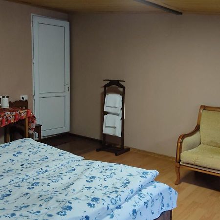 Guesthouse Mabu - 4 Newly Built Rooms In The Heart Of Mestia Exterior foto